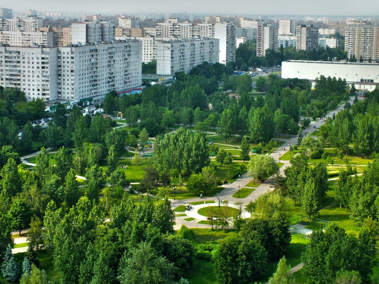 парк отрада в отрадном шашлыки. skver%20otr. парк отрада в отрадном шашлыки фото. парк отрада в отрадном шашлыки-skver%20otr. картинка парк отрада в отрадном шашлыки. картинка skver%20otr. Парк Отрада представляет собой кусок естественной природы в овраге, на территории долины реки Лихоборки, рядом с Алтуфьевским шоссе. Ближайшие станции метро — «Отрадное», «Владыкино». Парк назван по району, на территории которого расположен.