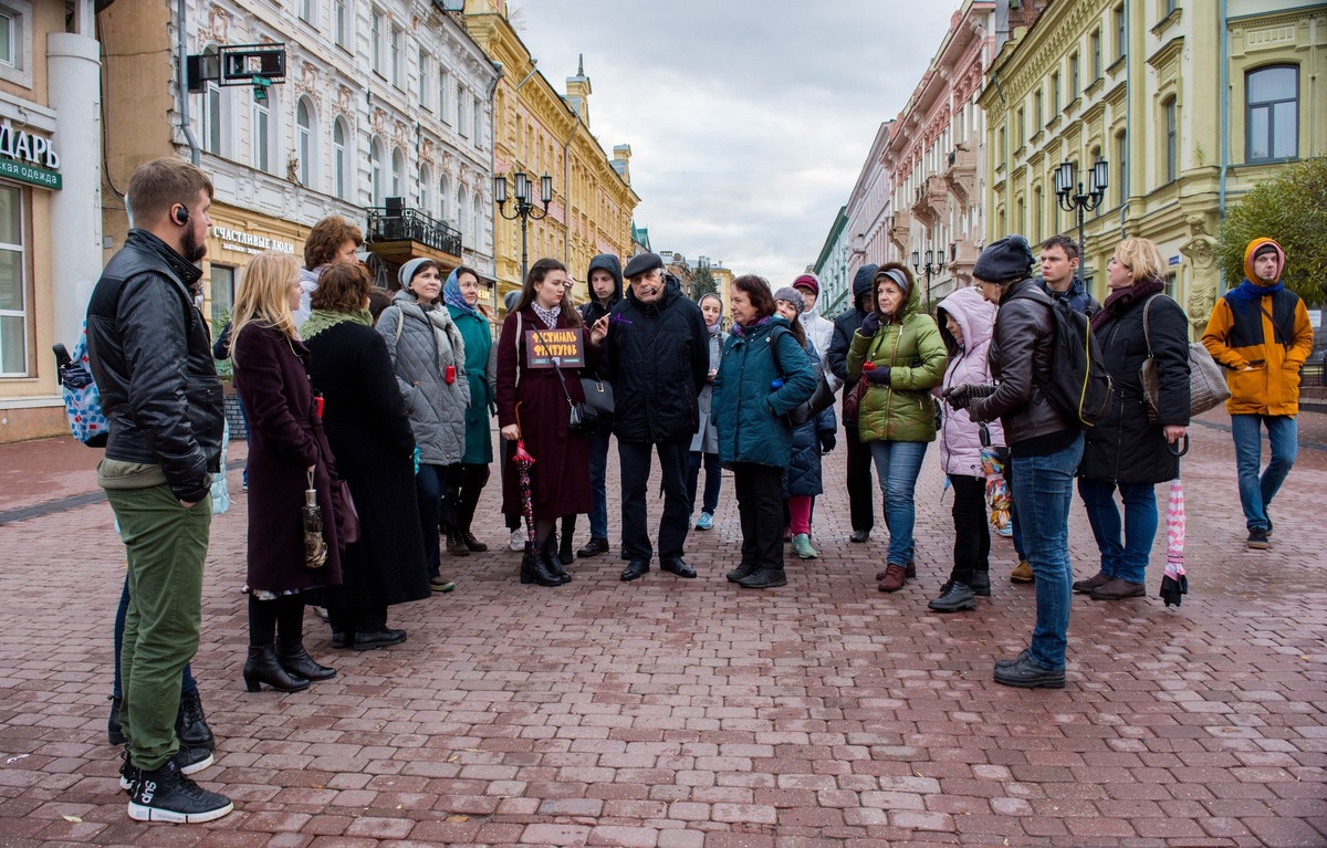 Экскурсоводы по москве