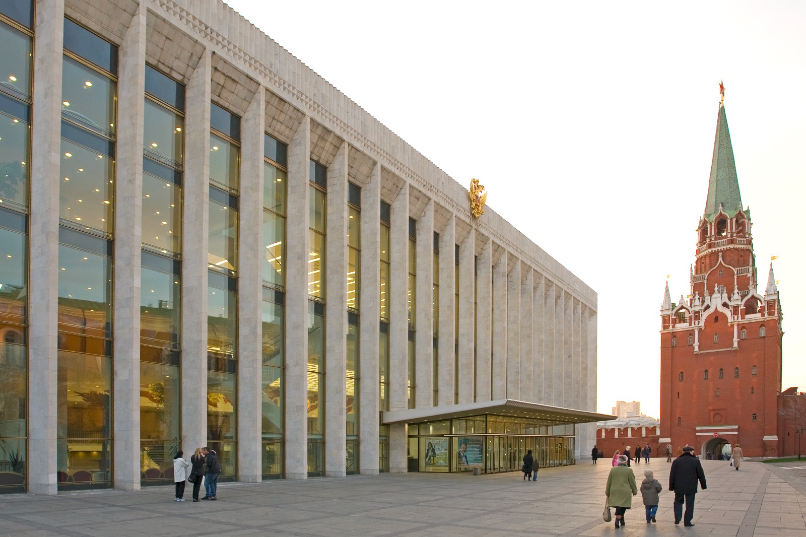 Кремлевский зал съездов. Государственный Кремлевский дворец Москва. Государственный Кремлёвский дворец дворцы Московского Кремля. Государственный Кремлёвский дворец Посохин. Кремль государственный Кремлевский дворец.