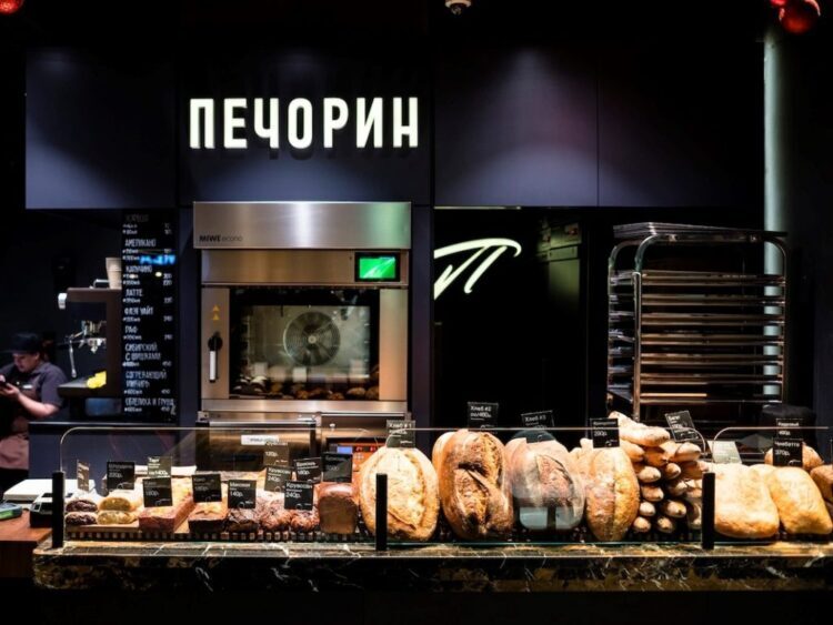Generala Karbysheva Boulevard, 11, Moscow, nearest metro station: Narodnoe Opolc