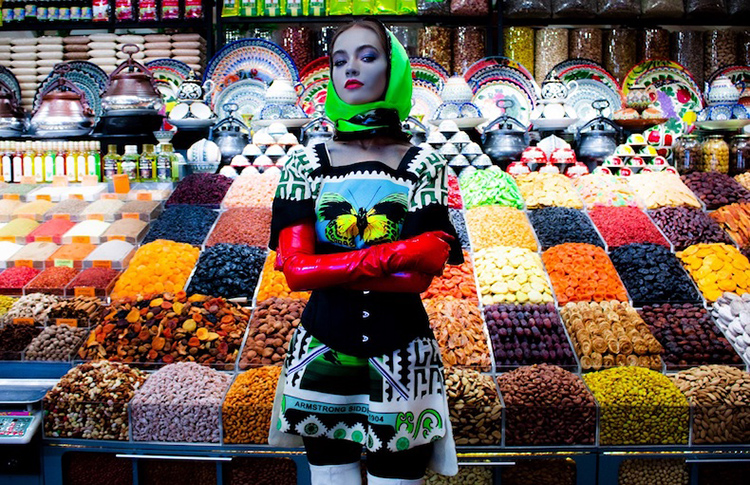 Космос внутри нас: «Дыры» Мастерской Дмитрия Брусникина в Театре «Практика»