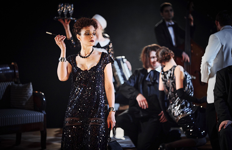 Как Зоя дошла до жизни такой: «Зойкина квартира» в Театре им. А.С. Пушкина