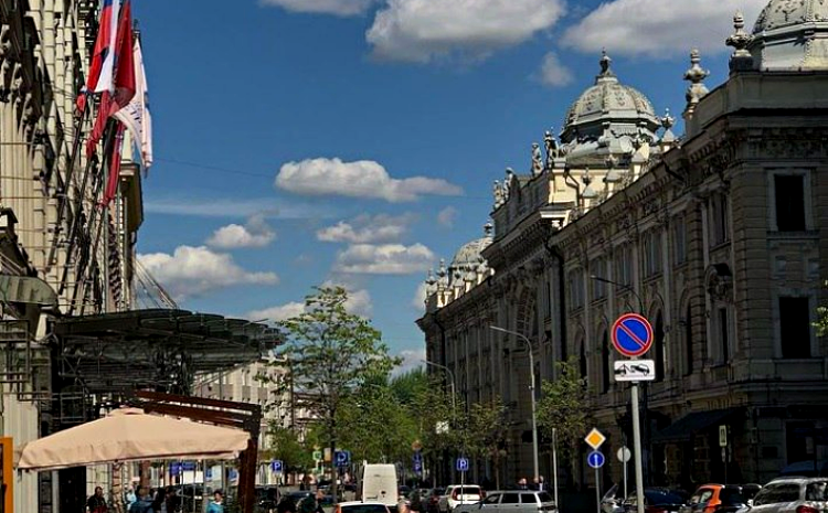 В Москве впервые за месяц температура превысила +20 градусов