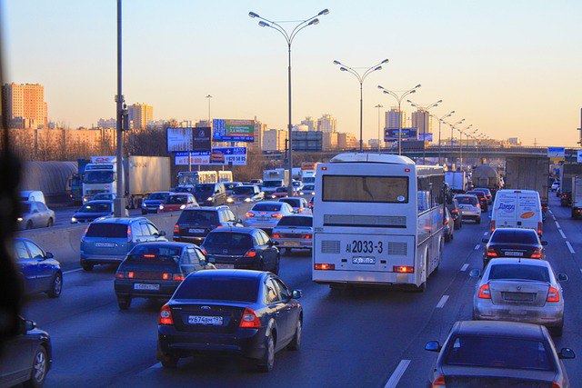 9 мая будет закрыто движение и изменится работа городского транспорта в центре и на некоторых других улицах города