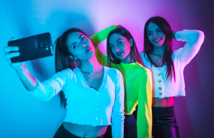 5 лучших вечеринок: где повеселиться и расслабиться 17-21 мая в Москве