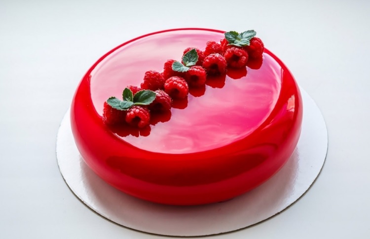 Тортотворчество в сети: 5 российских кондитеров, за которыми стоит следить