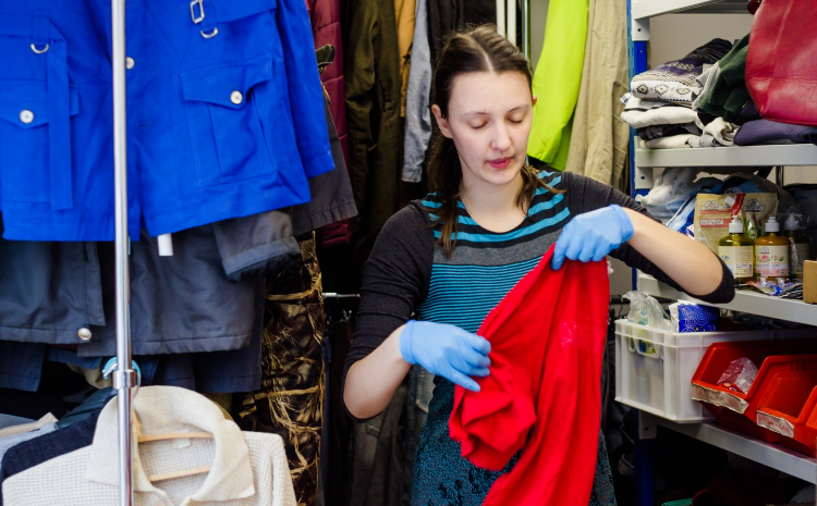 Благотворительная организация «Ночлежка» собирает сезонные вещи