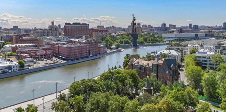 Понедельник в Москве объявлен нерабочим днем