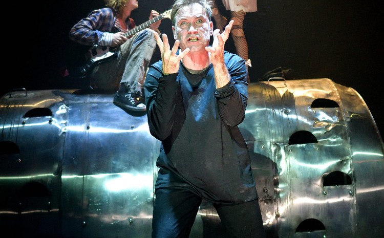 В Москве покажут спектакль NIRVANA