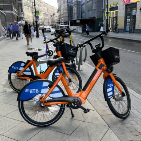 Новые безопасные и удобные веломаршруты подготовили для москвичей