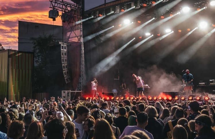 Тося Чайкина, Kedr Livanskiy и абстрактный хип-хоп: 5 причин пойти на фестиваль Motherland