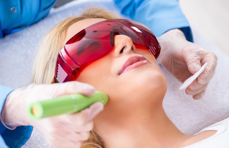 Не сыпь мне соль на шрамы: все, что нужно знать о рубцах и их удалении