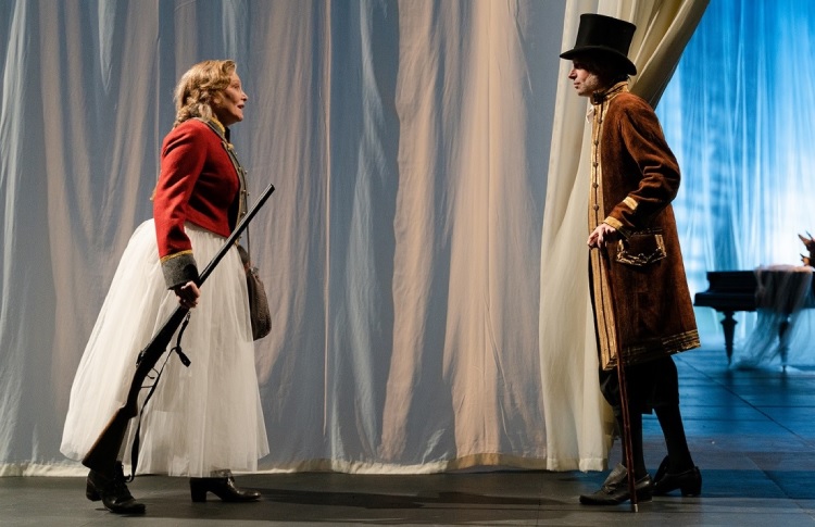 6 спектаклей июля: воздействие рифм и звуков