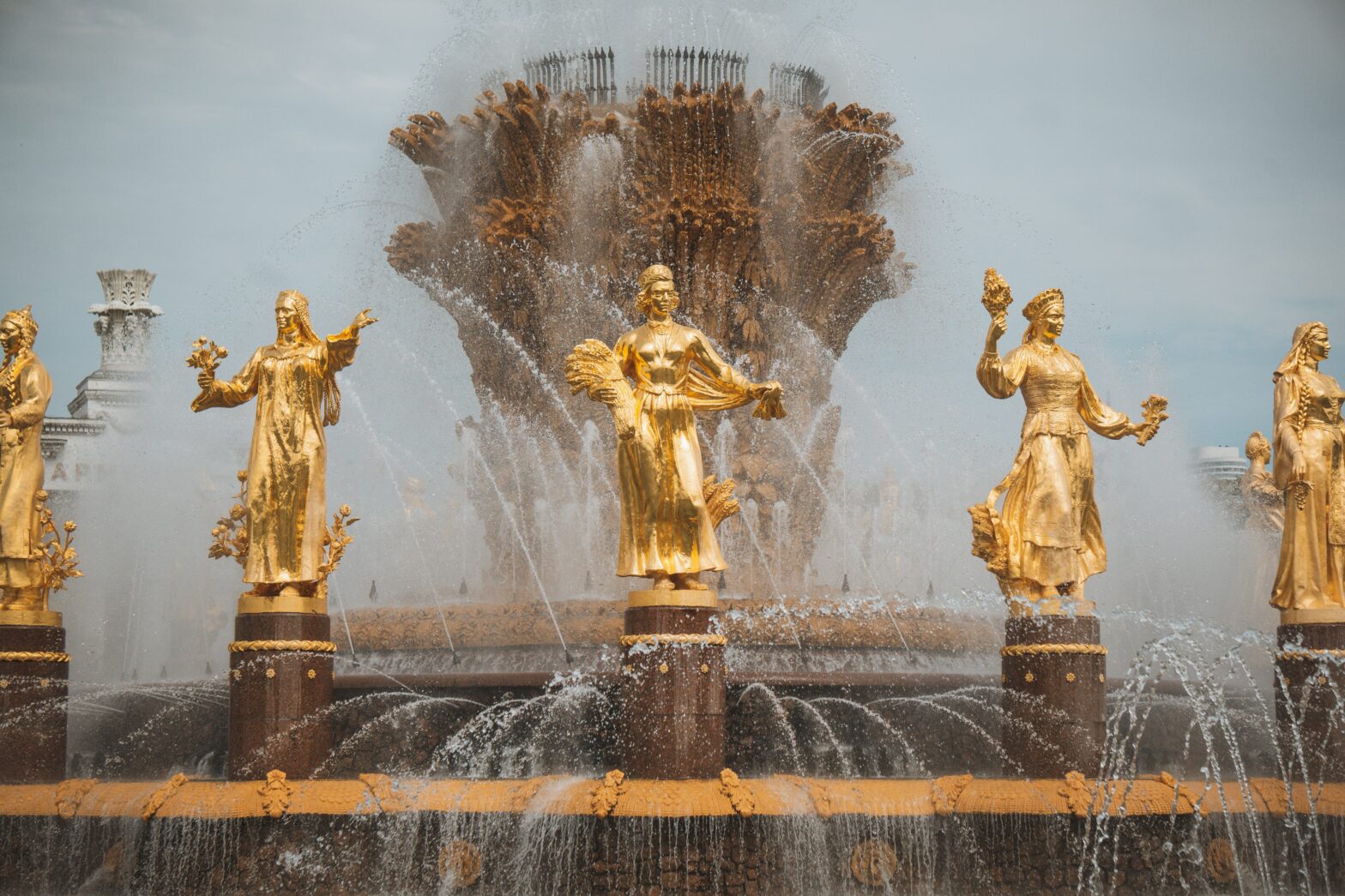 Сезон фонтанов закрывается