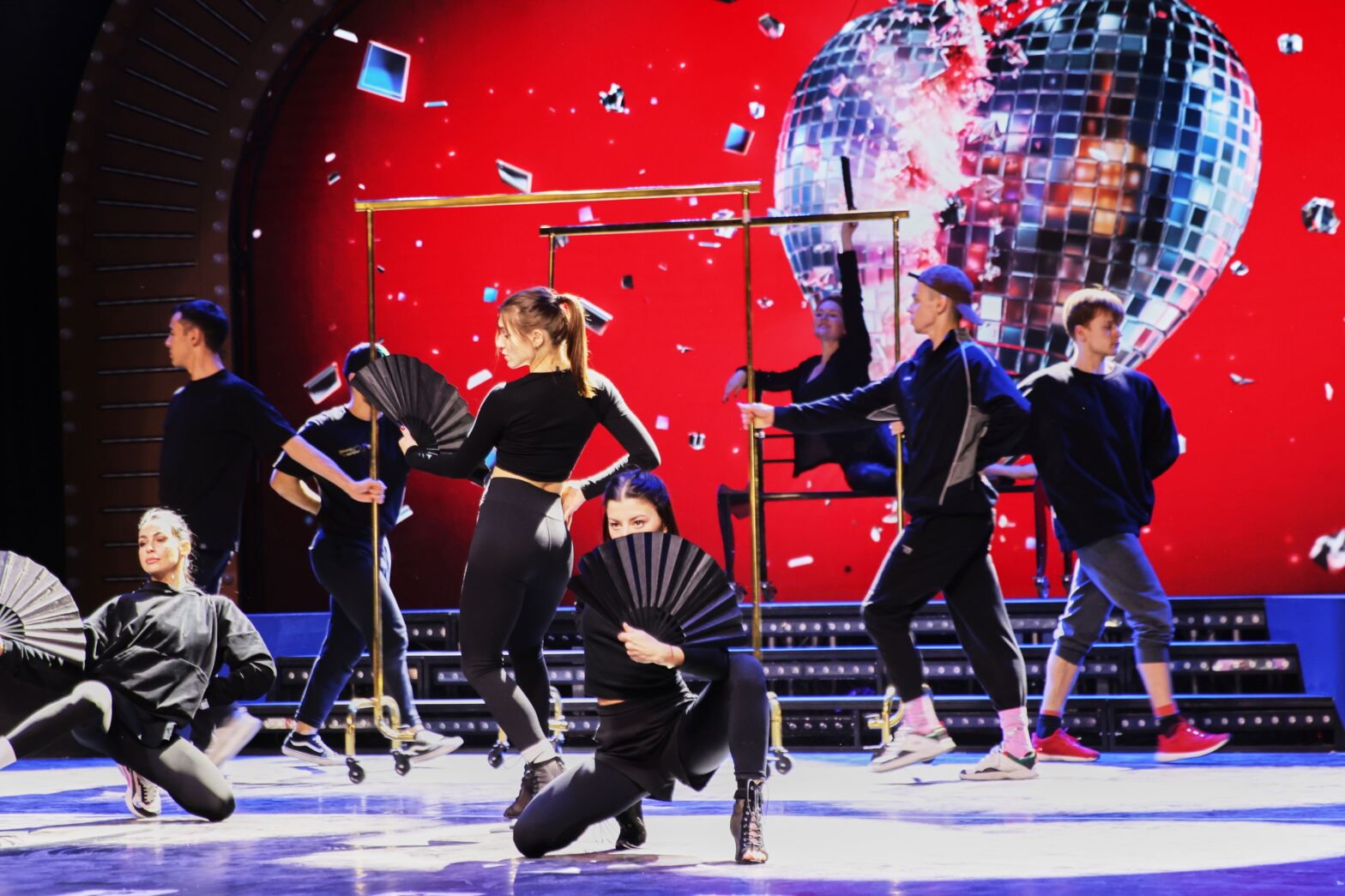 В столице проходит первый гастромюзикл «Москва слезам не верит»