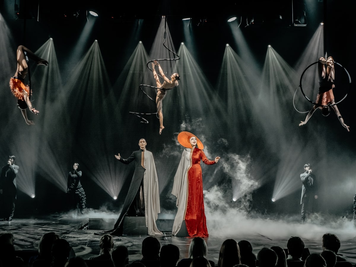 Куда сходить на неделе 11 — 17 декабря: The Best of 2023 в Художественном, моноспектакль «Записки юного врача» и концерт Басты