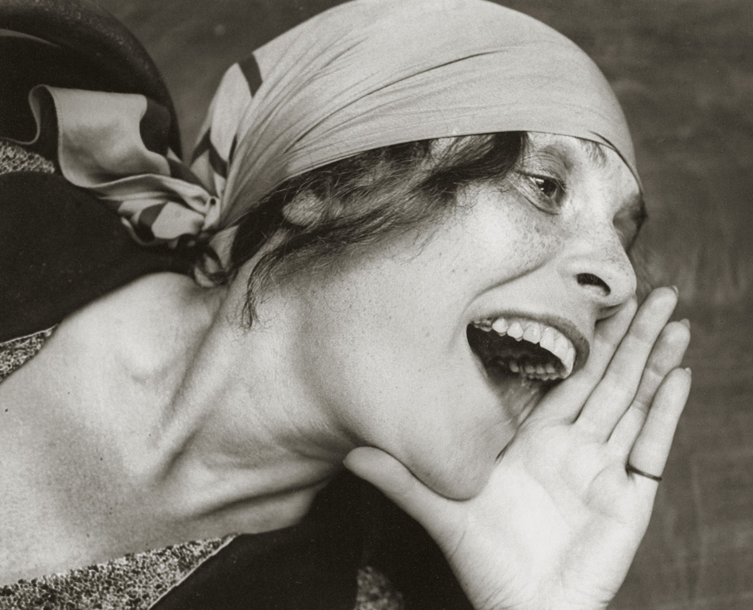 Культурная неделя: примерить роль перформера, пообщаться с премьером Большого, послушать Баха в интерьерах конца XIX века и увидеть «Свет»