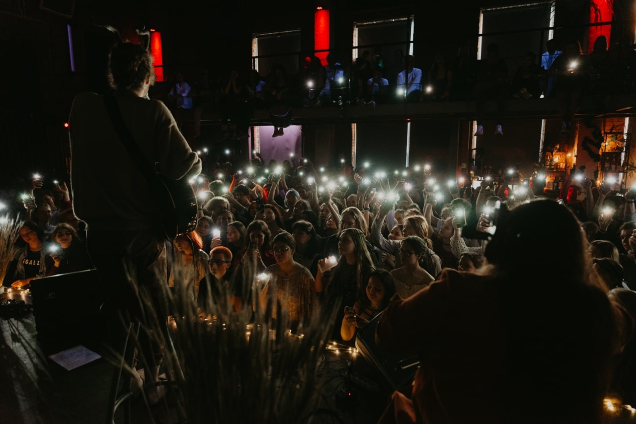 Куда сходить на выходных 9 — 10 декабря: 20-летие ARTPLAY, фестиваль WinterFest, мюзикл «Онегин» и Ханука в Еврейском музее и центре толерантности