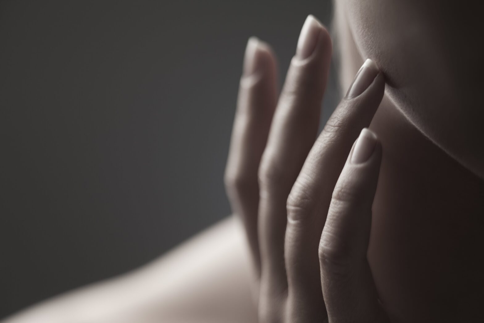 Успеть за каникулы: бьюти-процедуры, требующие восстановления