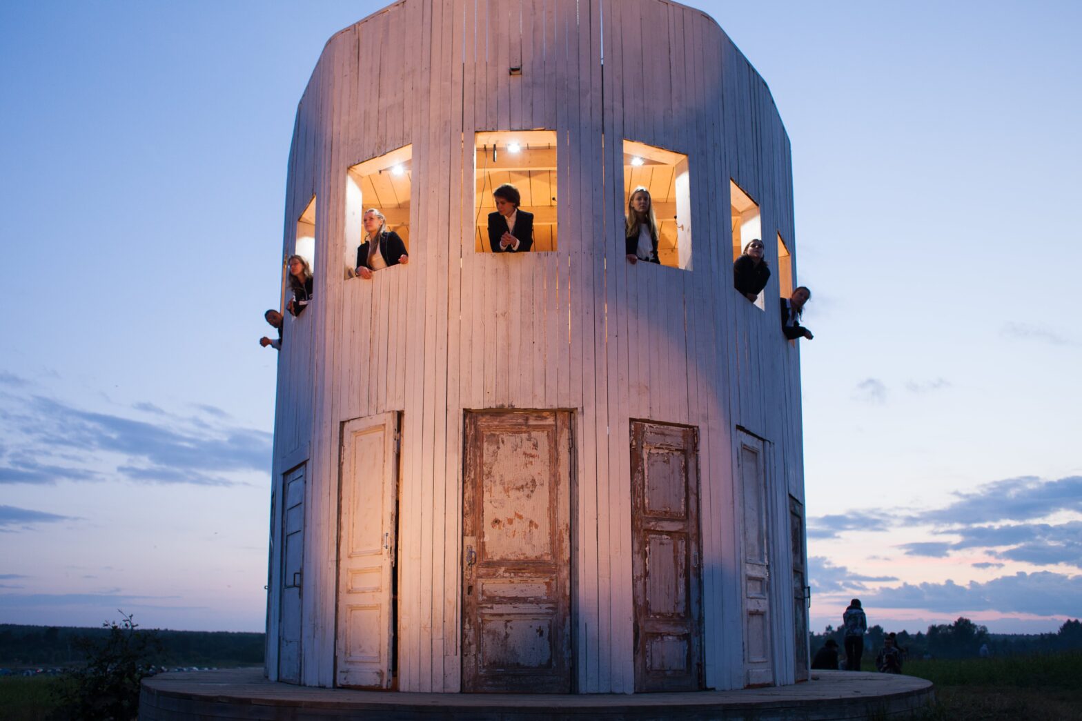 Летом, с 26 по 28 июля, в Никола-Ленивце пройдет фестиваль «Архстояние»