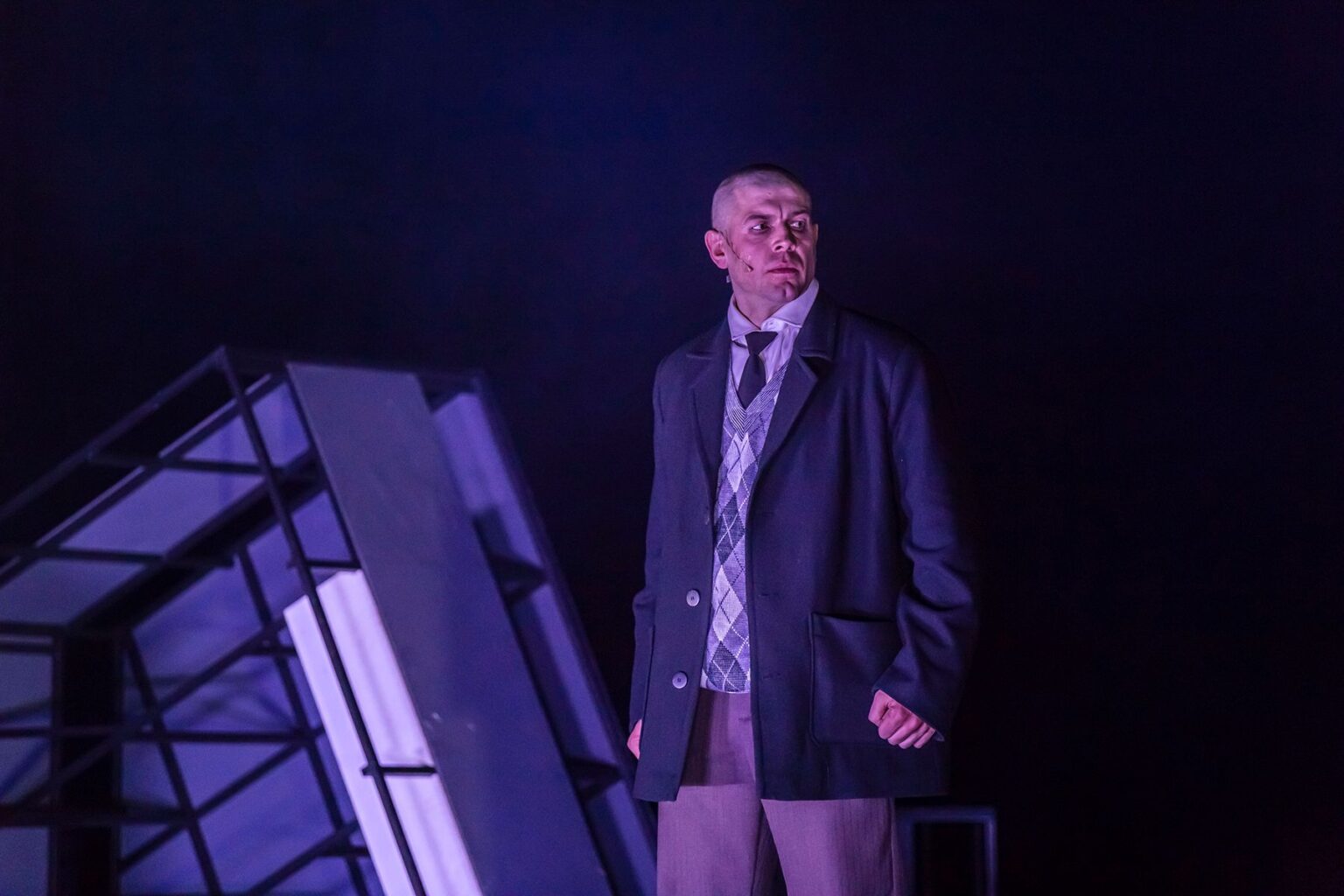 Описание театра внутри. Театральная студия женовача. Театр ла скала строение. Театр древней греции схема. Японский театр кабуки сцена.