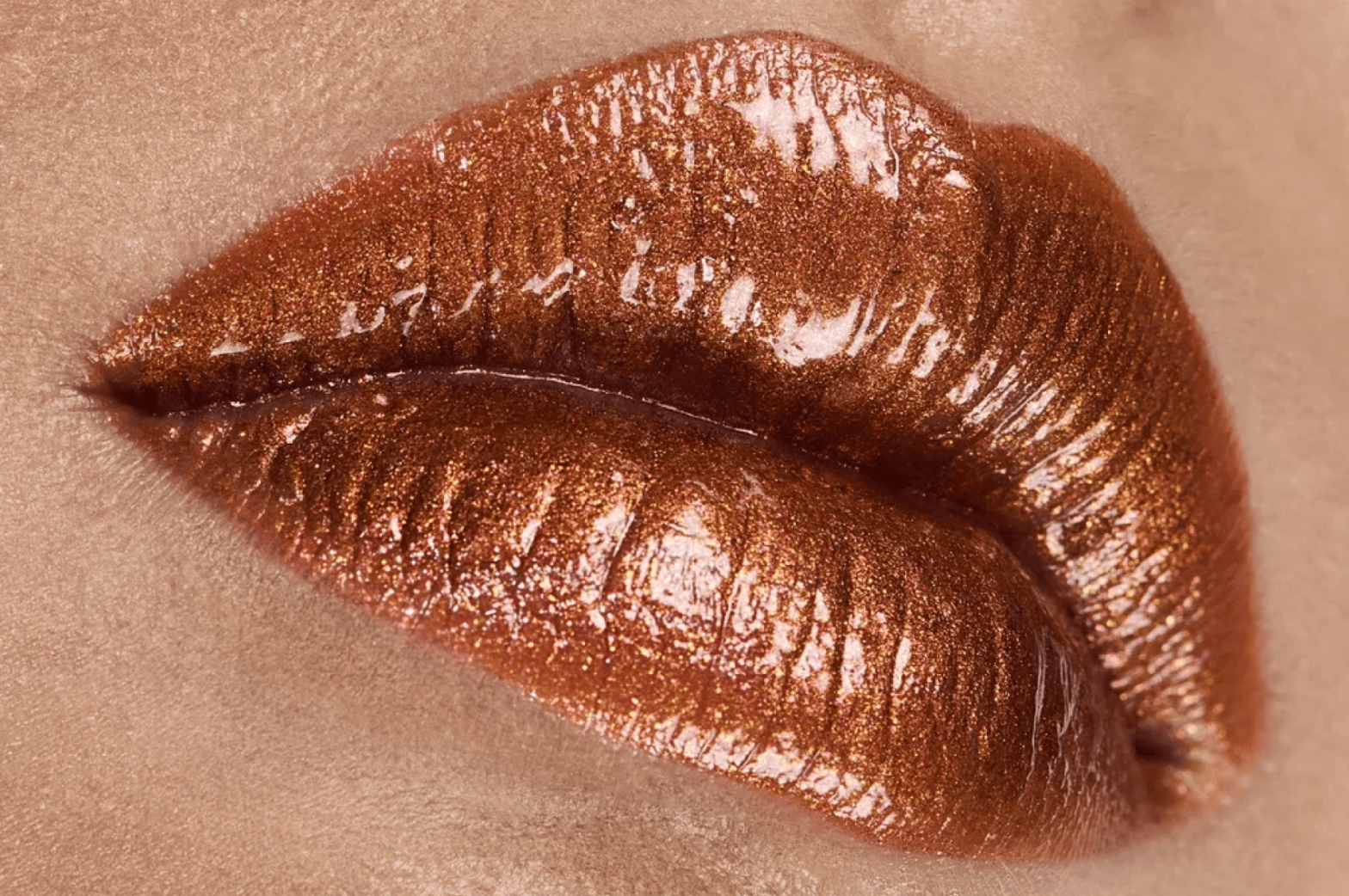 Шопинг-дайджест недели: фен Dyson, румяна-зефир и помада в форме пениса