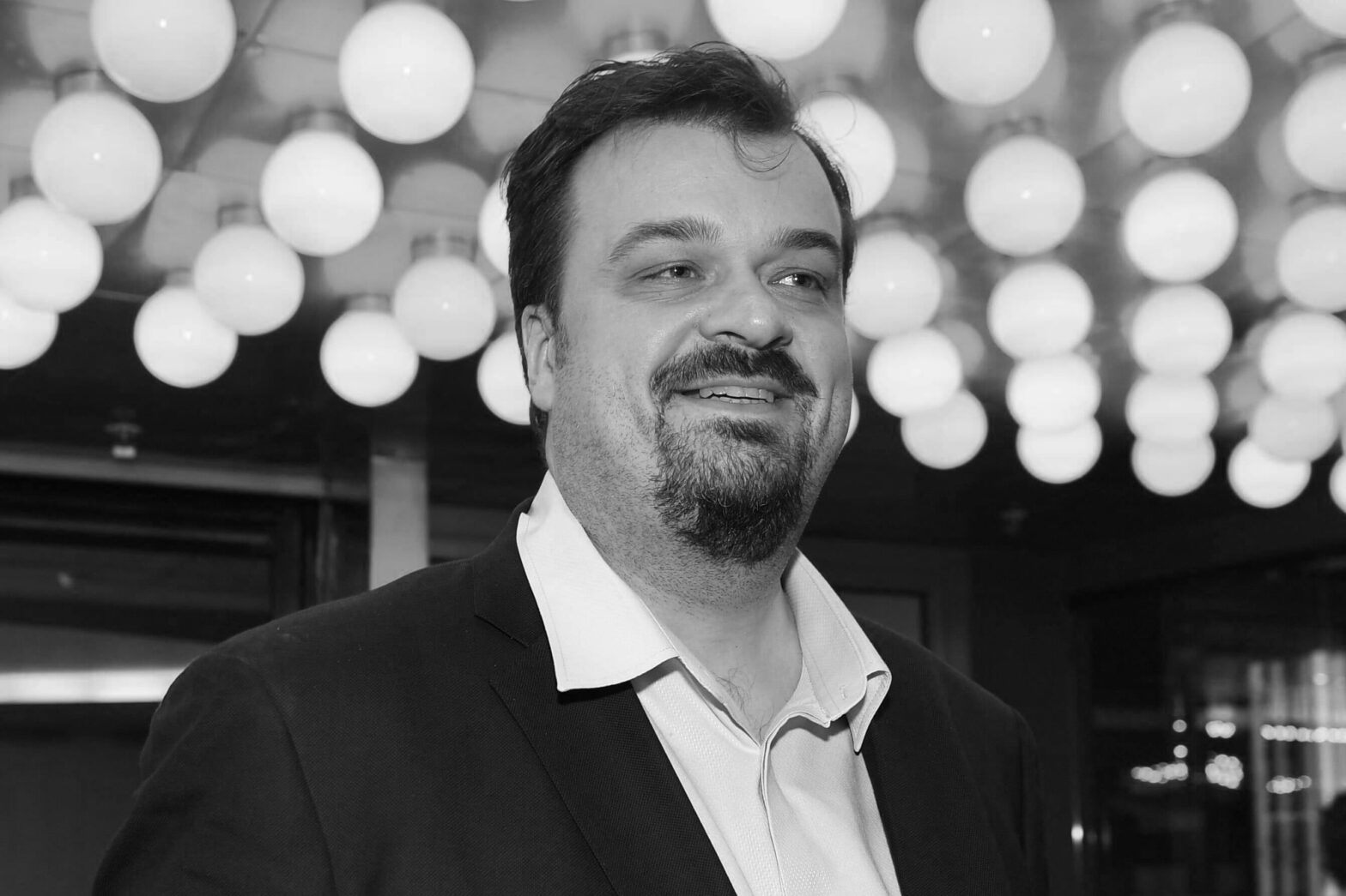 Умер Василий Уткин