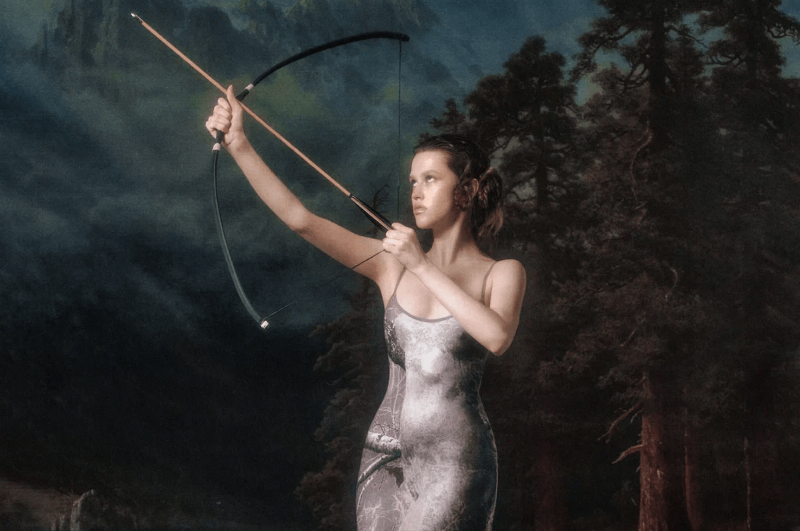 Московский бренд Outlaw представил весеннюю коллекцию, посвященную богине охоты