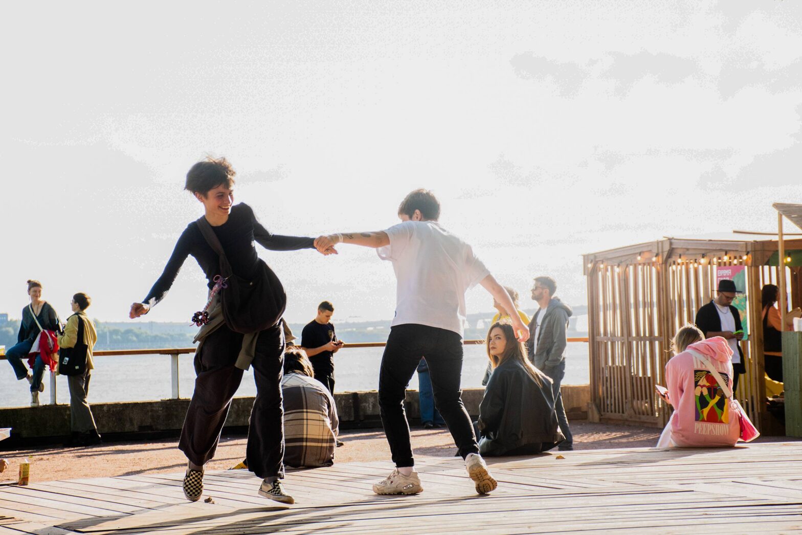 Музыкальный благотворительный фестиваль «Антон тут рядом» объявил лайнап