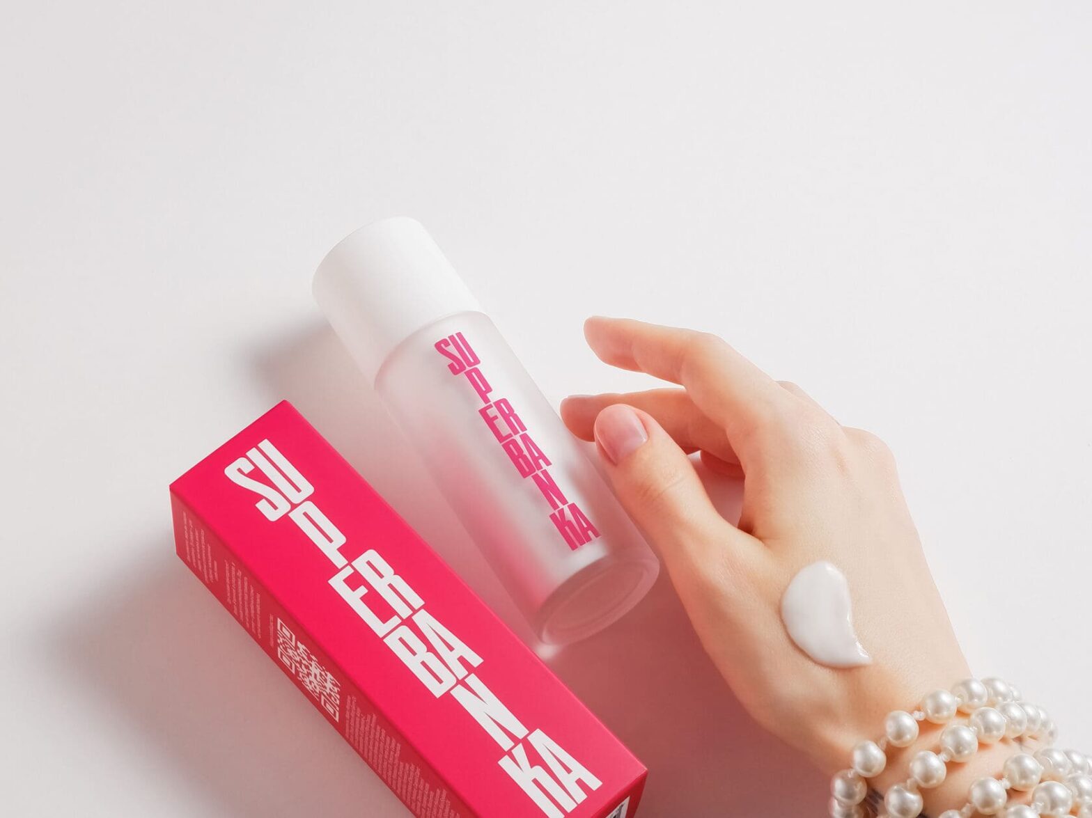 Шопинг-дайджест недели: диффузор «Просекко», адвент-календарь и патчи с золотом