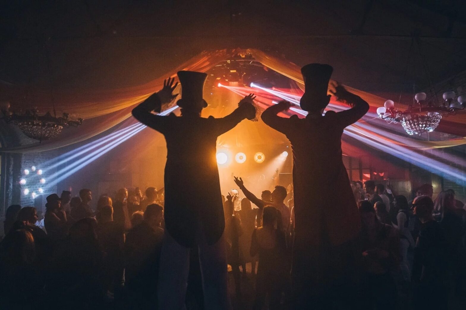 Рейв-уикенд с 25 по 27 октября: Цыганский Halloween, Kids Rave и «ШРЕК ПАТИ»