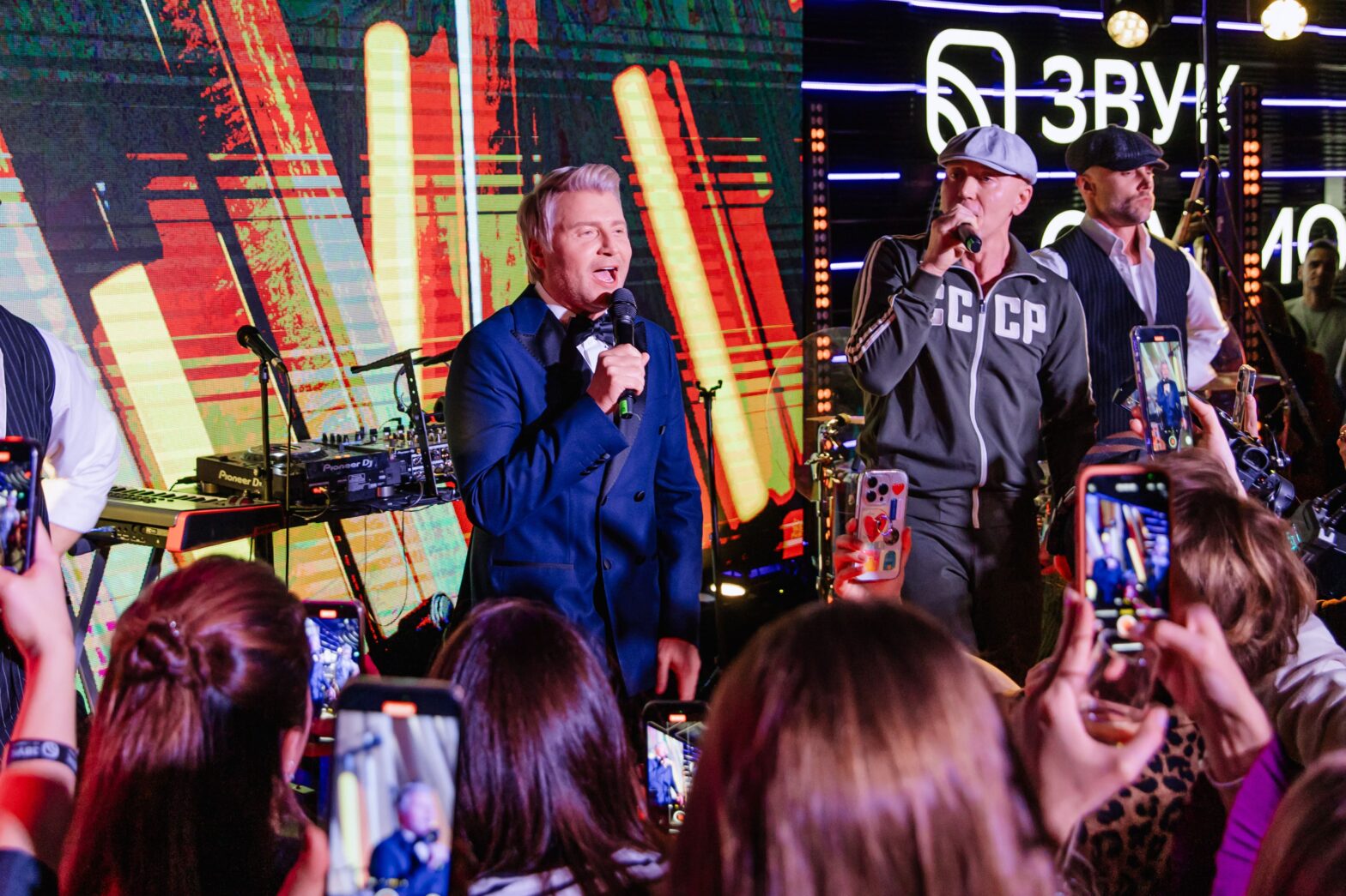 Николай Басков, Джиган, NILETTO, Алсу, Artik&Asti, GAYAZOV$ BROTHER$, Ольга Серябкина на юбилейном «Вечернем Звуке»