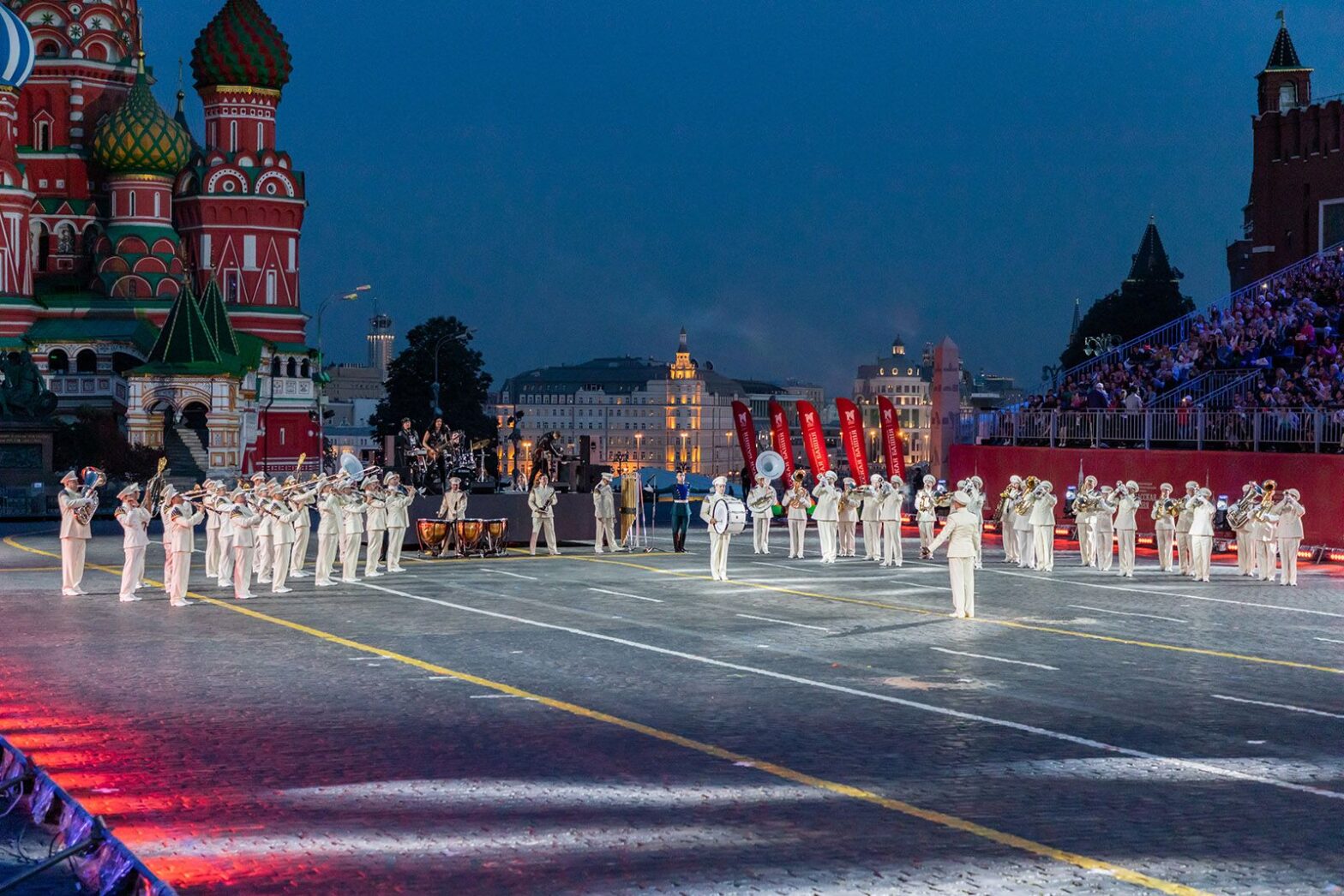 С 20 августа до 1 сентября будут перекрыты улицы в районе Красной площади С 20 августа до 1 сентября будут перекрыты улицы в районе Красной площади