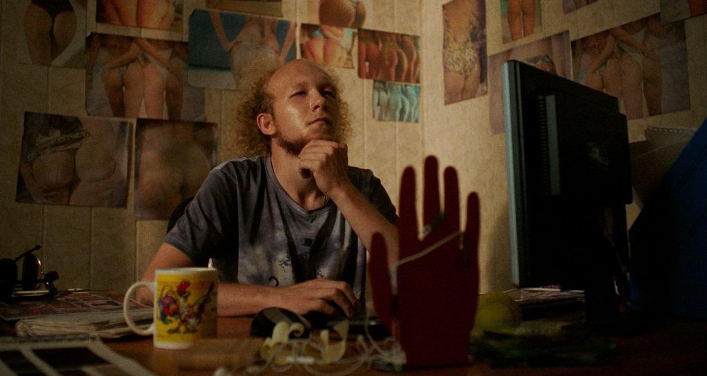 Показ дня. Кинопортал KNMN приглашает на предпремьерный показ фильма «Ангелы не жужжат»