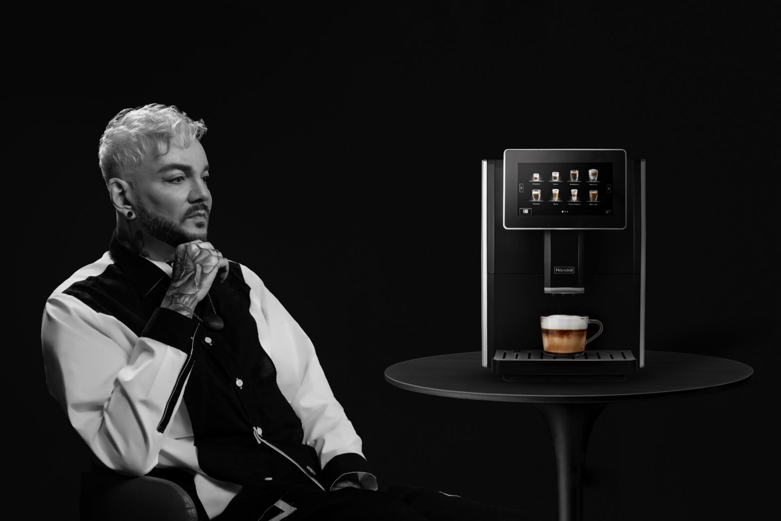 Филипп Киркоров стал лицом бренда Röndell: профессионализм на сцене и на кухне