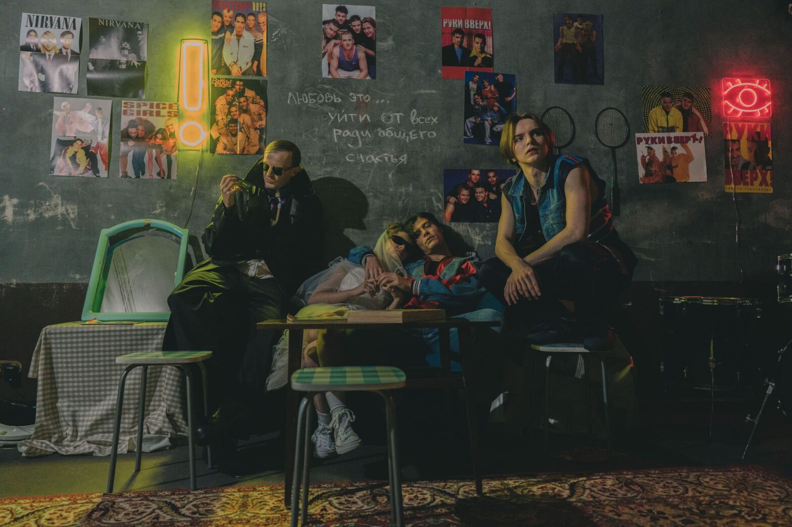 Театральные премьеры зимы: кабаре, гаражные репетиции и rock-n-roll