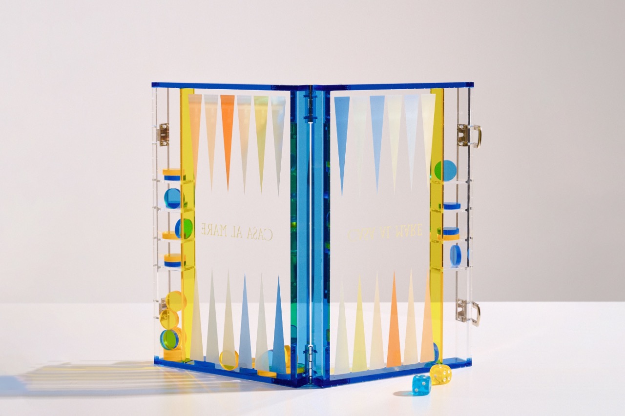 Шопинг-дайджест недели: новый бренд купальников и арт-объект