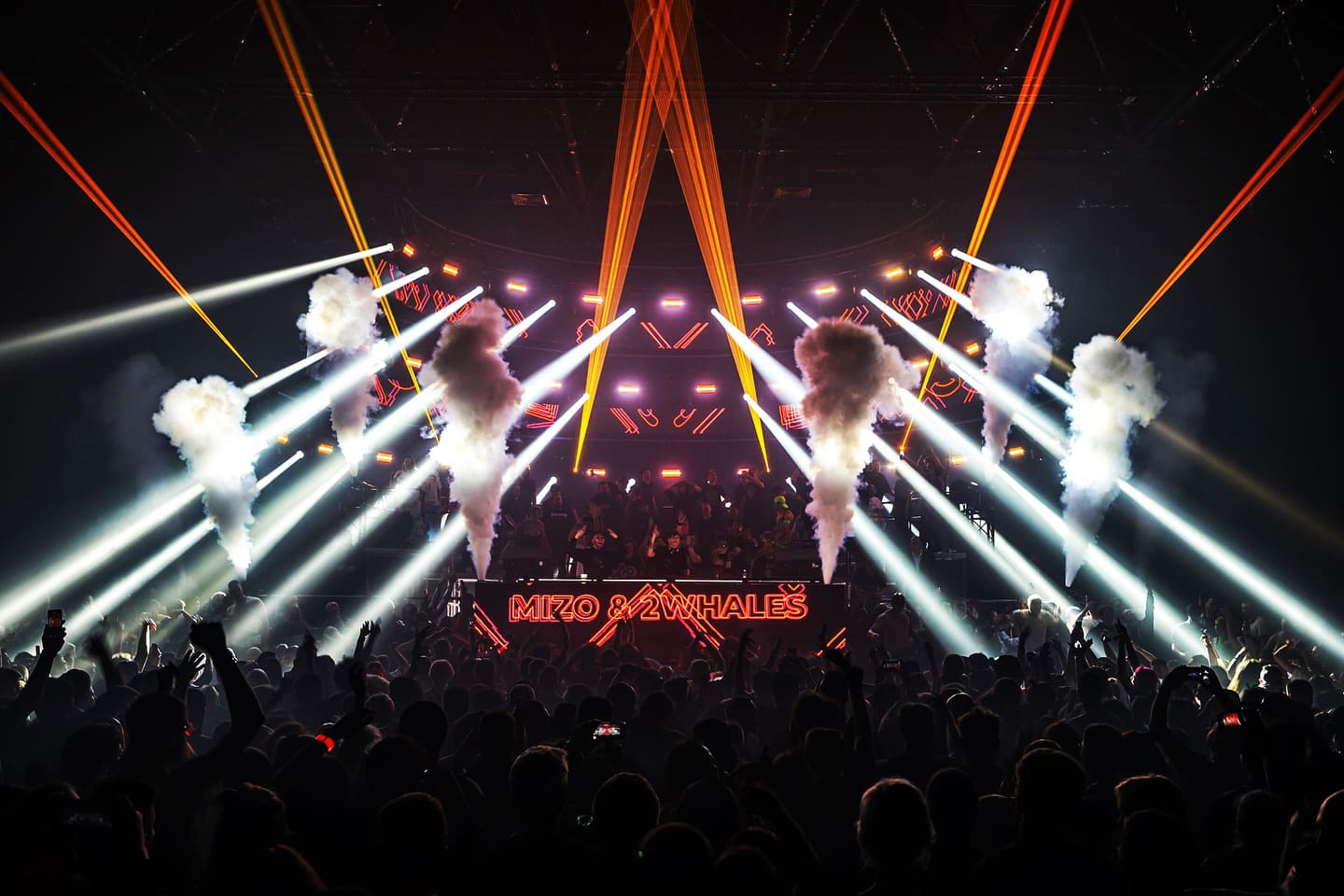 Рейв-уикенд с 20 по 22 февраля: Kedr Livanskiy, Neuropunk Festival и Масленица в Community