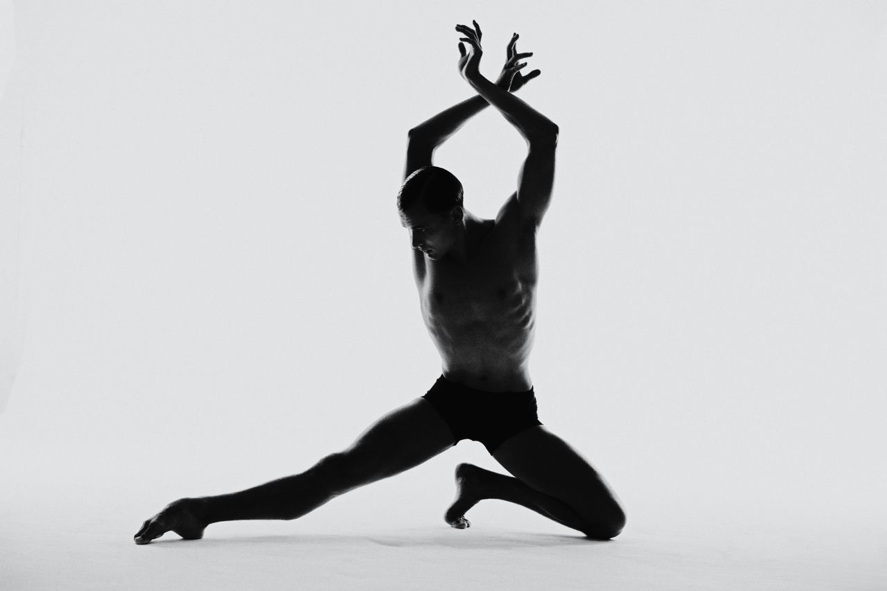 Куда сходить с 24 февраля по 1 марта: выставка Ольги Чернышевой, концерт «Моя Мишель» и фильм «Гигант»