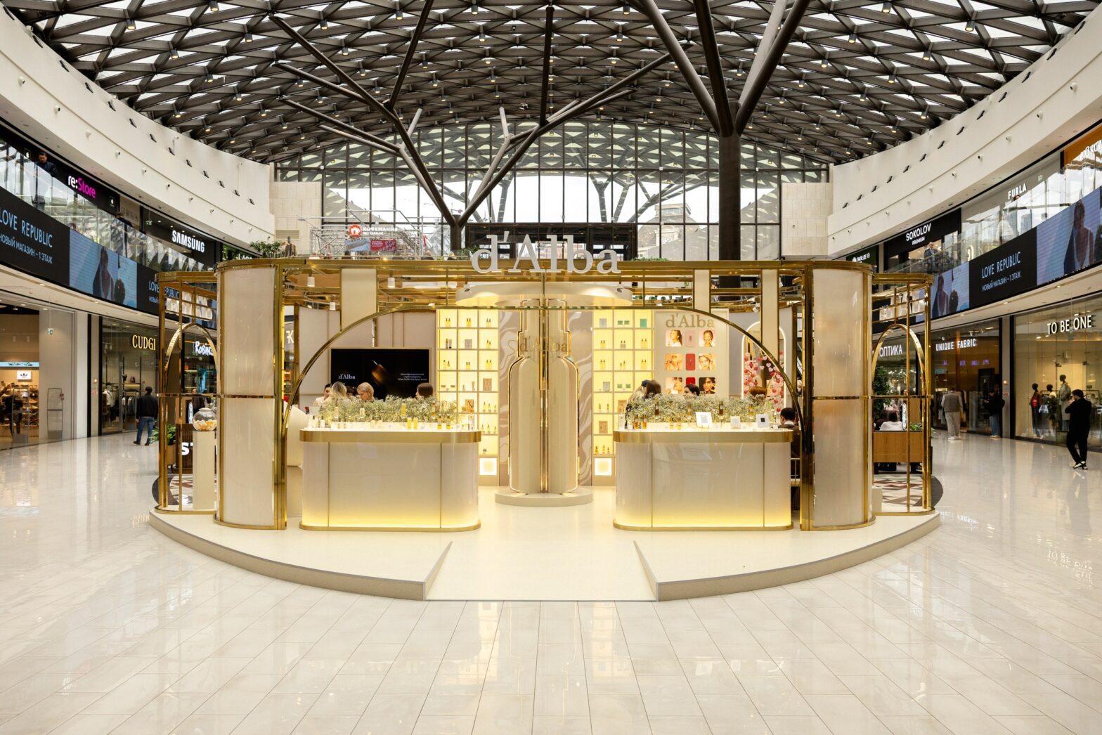 Поп-ап магазин d’Alba возвращается в Москву. Место встречи – ТРЦ “Павелецкая Плаза”