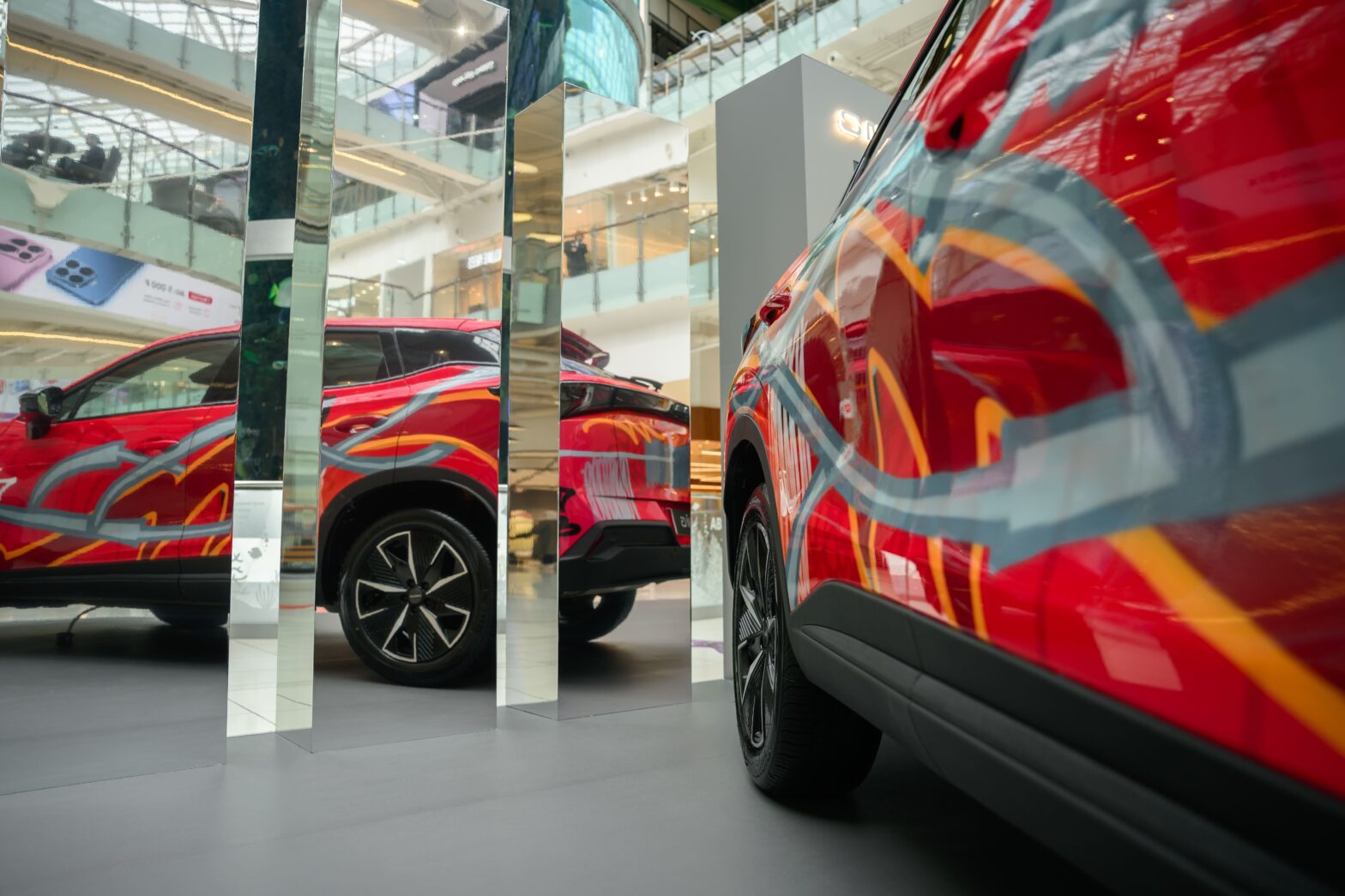 OMODA и JAECOO превращают автомобили в искусство