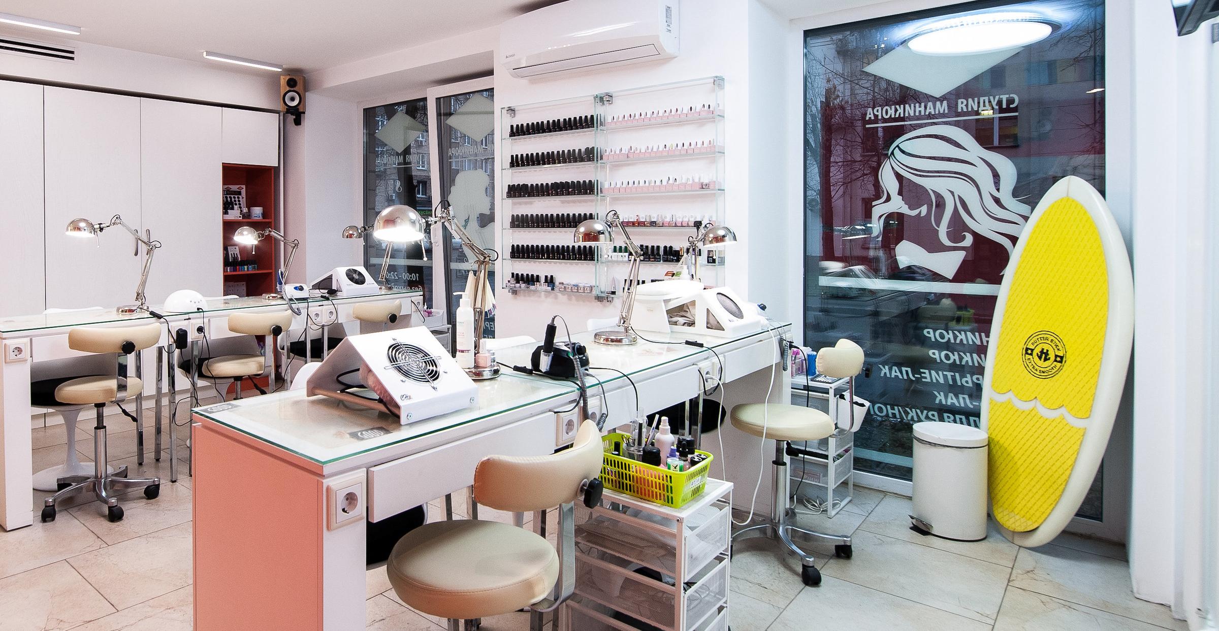 интерьер студии маникюра. пальчики самара проспект масленникова. салон magic nails менделеевская. нейл московский. нейл санни лос анджелес.