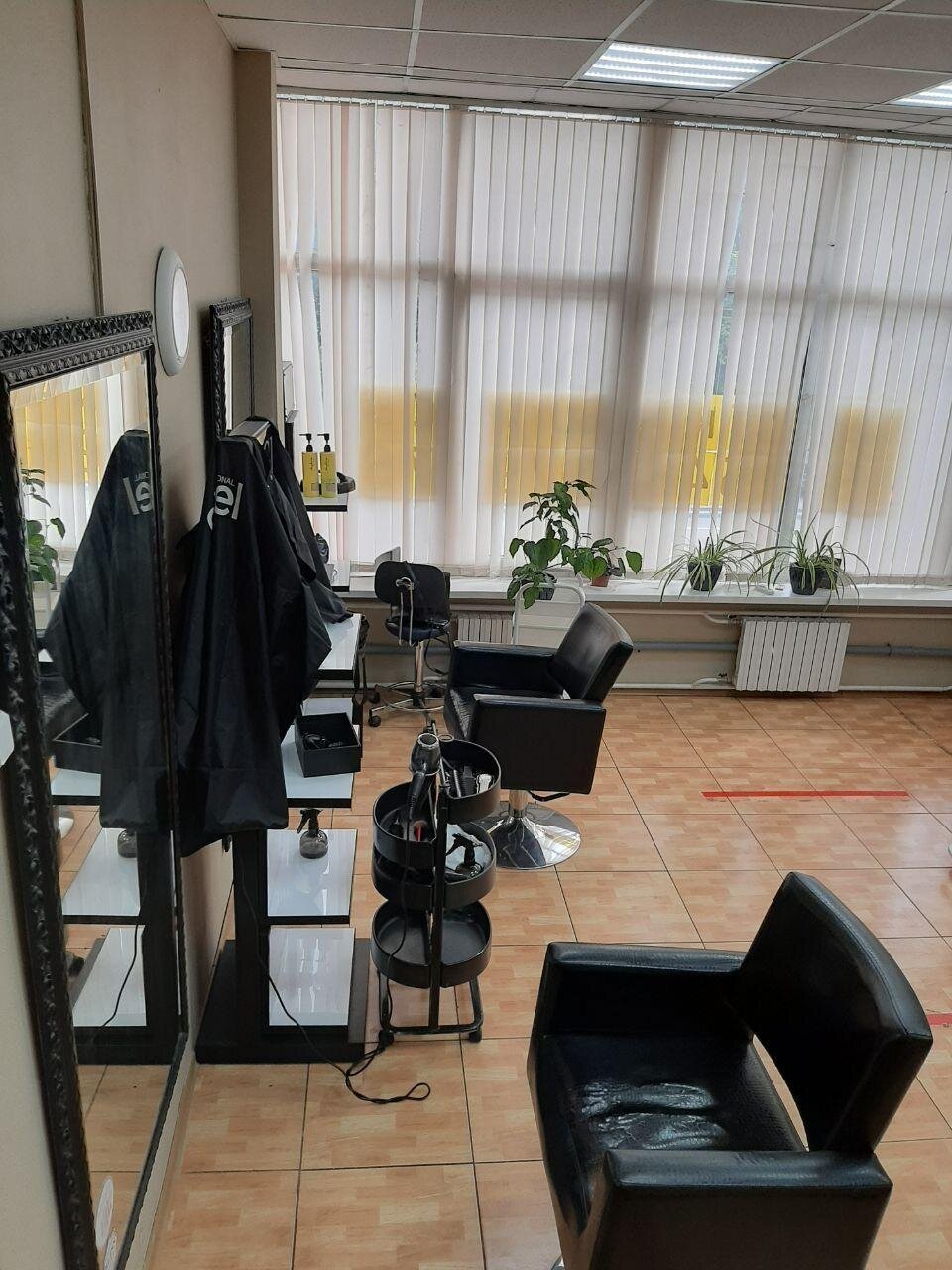 прически в салоне. парикмахерская в томилино. салон красоты братеево. салон красоты студия микс. парикмахерская в томилино.